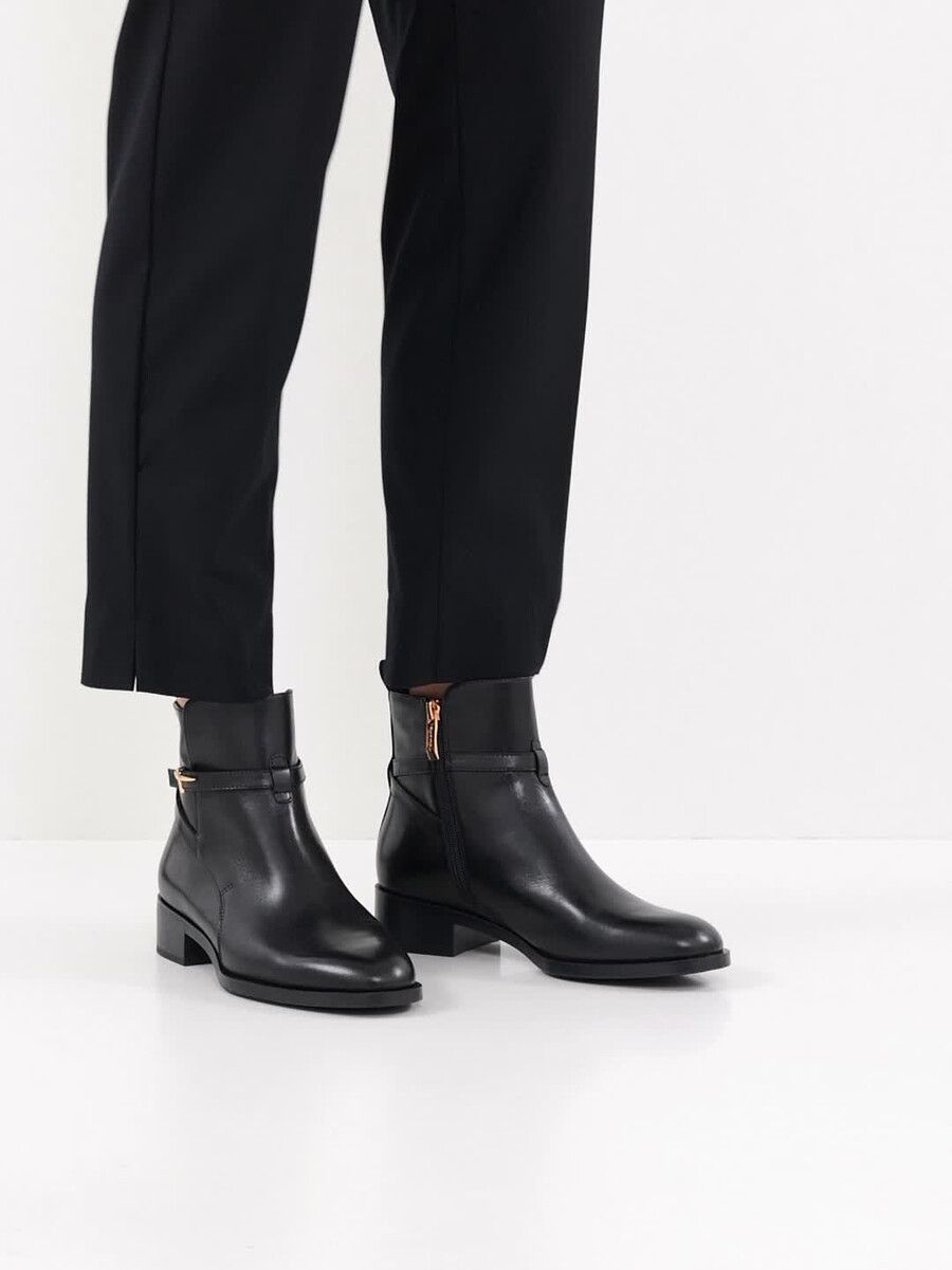 bootie in pelle - nero 1-25321-43-001 compra tamaris stivaletti online