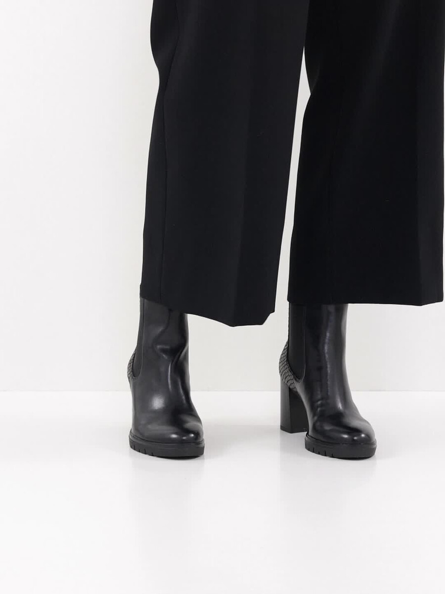 chelsea boot - nero 1-25351-41-021 compra tamaris stivaletti online