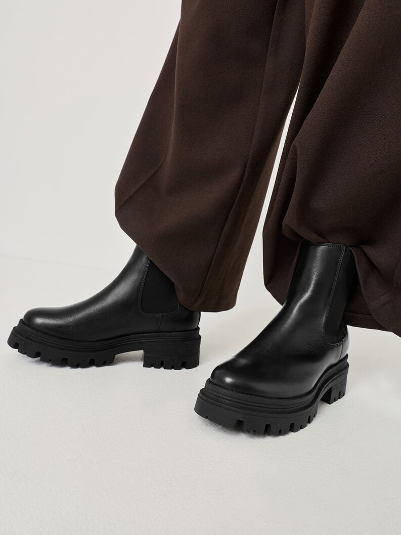 chelsea boot - nero 1-25426-45-020 compra tamaris stivaletti online