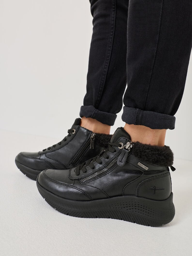 bootie nero 8-85200-45-001 compra tamaris ampia stivaletti online