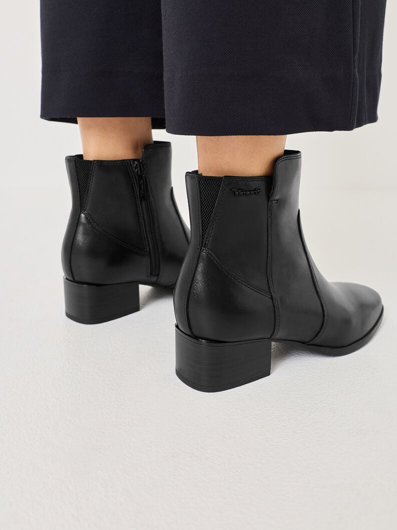 bootie in pelle - nero 8-85300-45-001 compra tamaris ampia stivaletti online