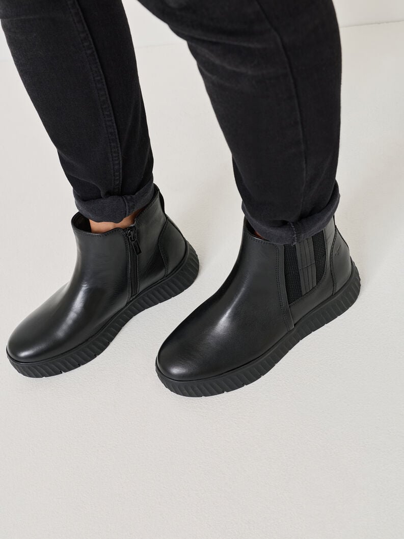 cuoio chelsea boot - nero 8-85405-45-022 compra tamaris ampia stivaletti online