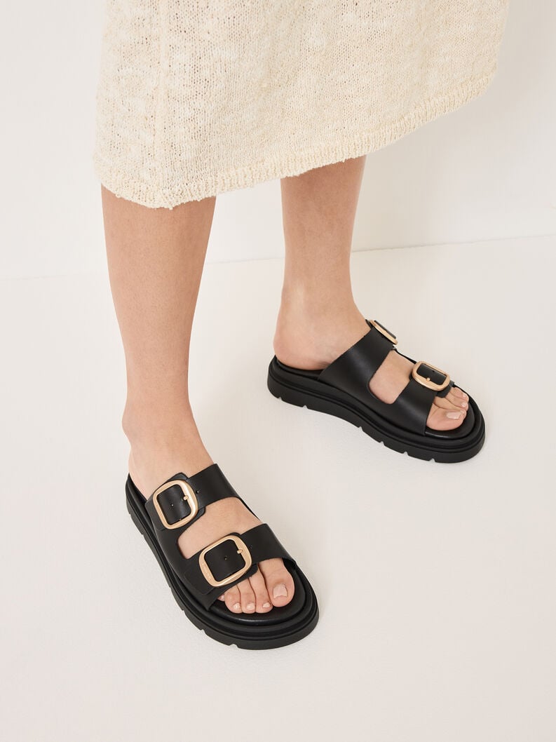 in pelle di mulo nero 1-27239-42-003 compra tamaris muli online