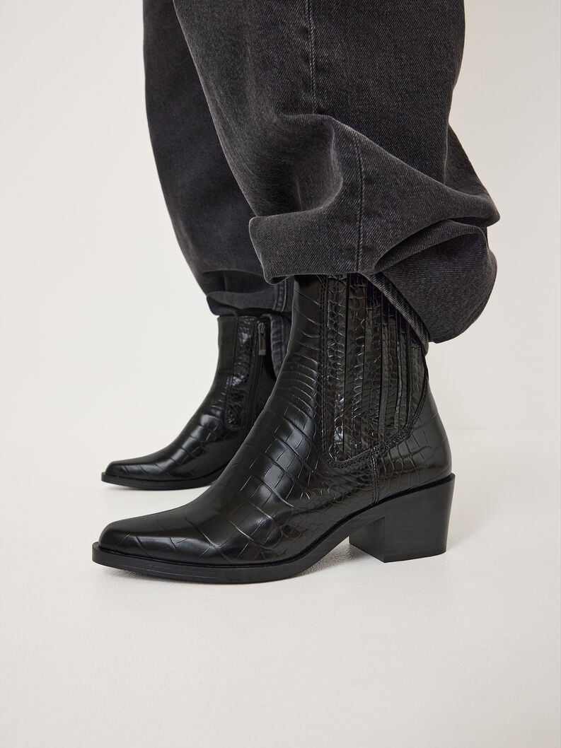 chelsea boot - nero 1-25310-43-028 compra tamaris stivaletti online