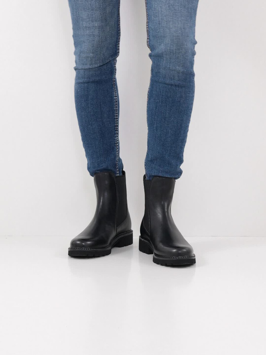 chelsea boot - nero 1-25417-45-001 compra tamaris stivaletti online