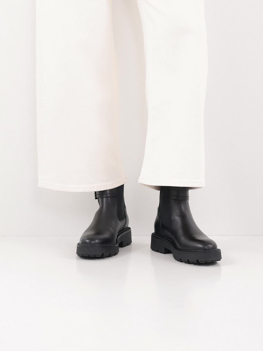 cuoio chelsea boot - nero 1-25496-45-001 compra tamaris stivaletti online