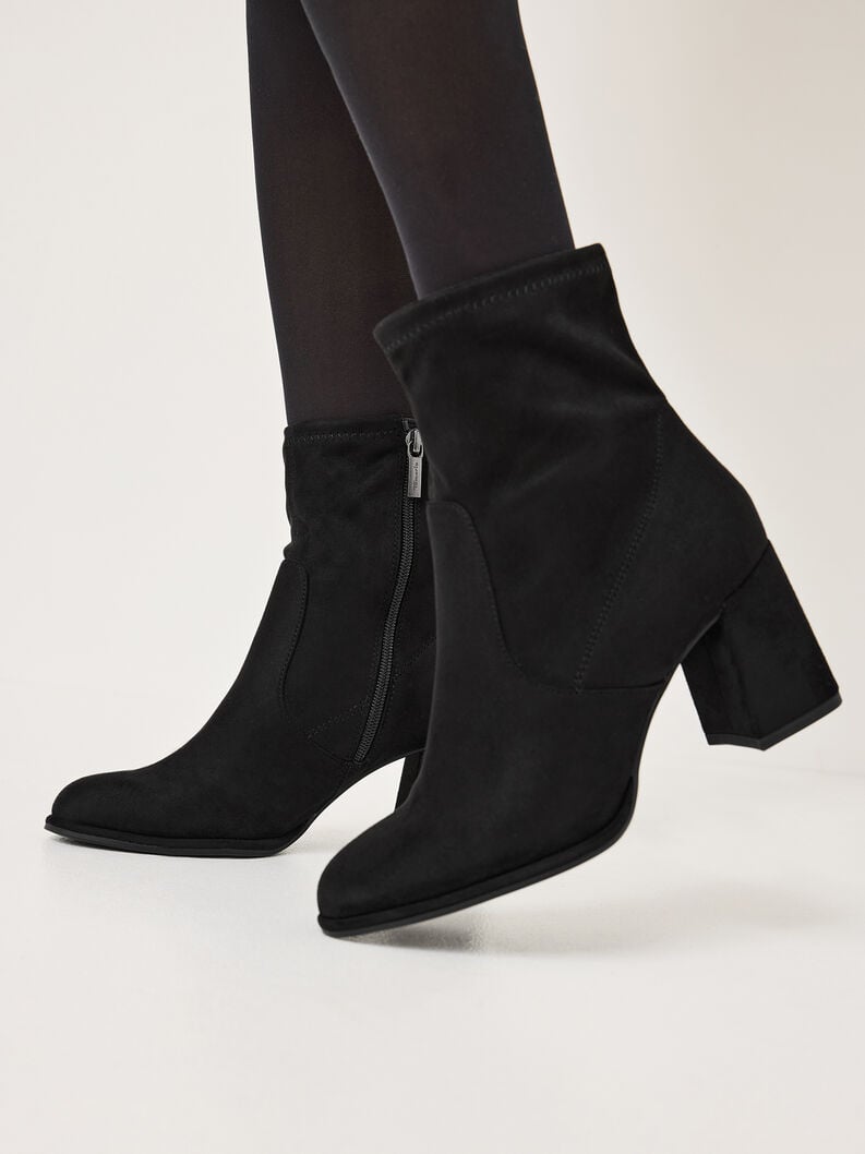 bootie nero 1-25057-43-004 compra tamaris stivaletti online