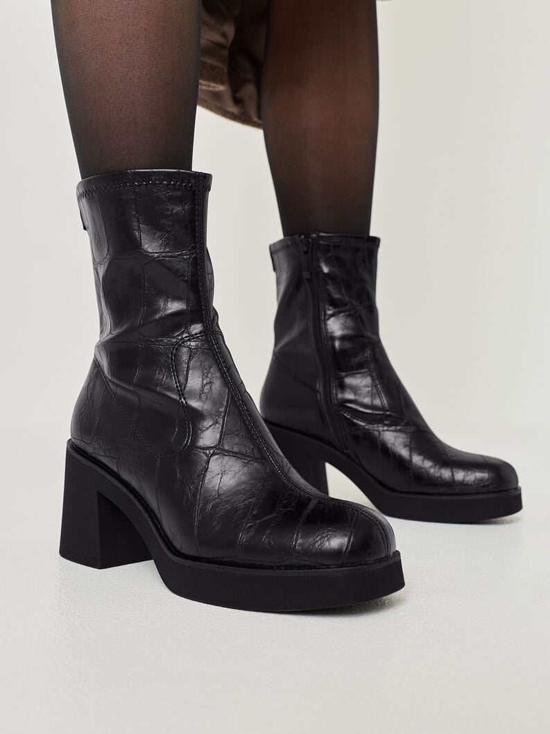 bootie nero 1-25313-45-028 compra tamaris stivaletti online