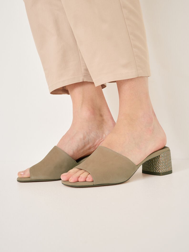 pelle di mulo - marrone 1-27204-42-436 compra tamaris muli online
