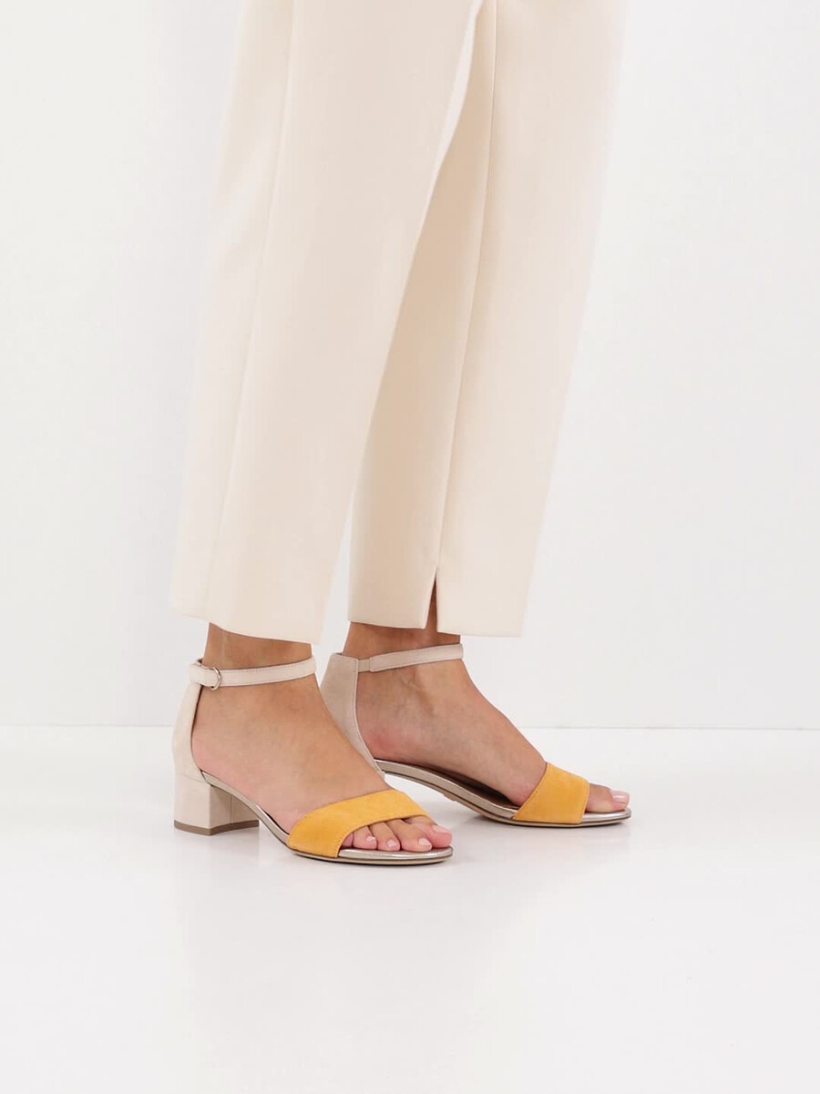 in pelle con tacco sandalo arancione 1-28291-44-608 compra tamaris sandali online