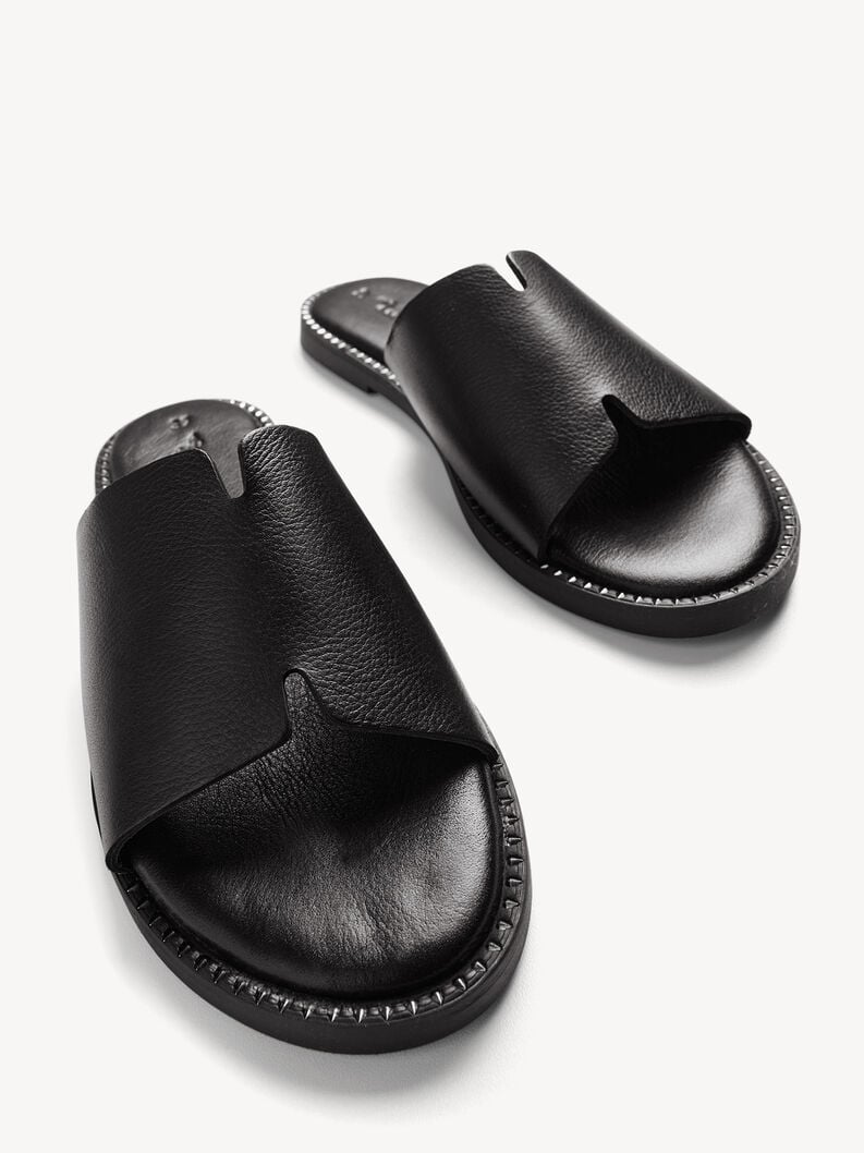 in pelle di mulo nero 1-27135-42-001 compra tamaris muli online
