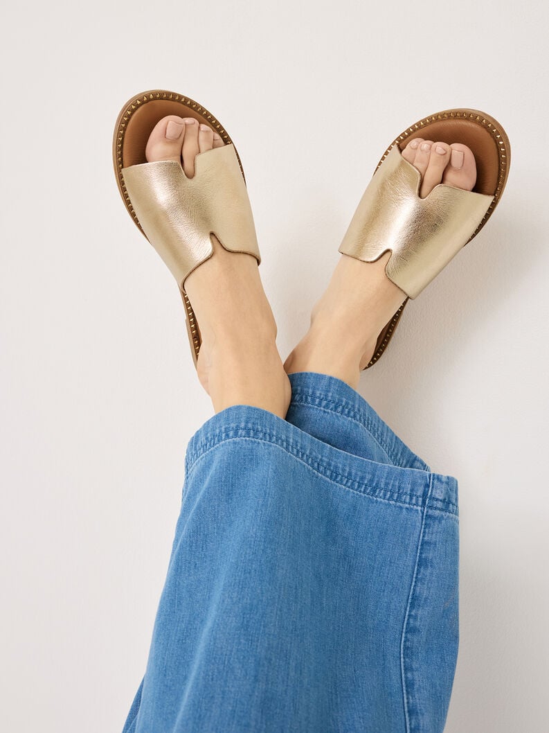 in pelle di mulo oro 1-27135-42-933 compra tamaris muli online