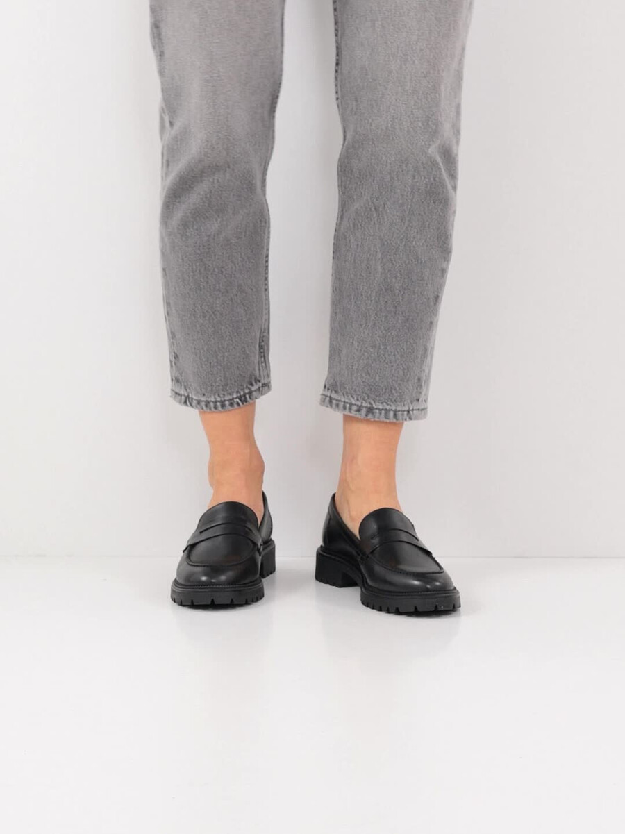 cuoio di pattino - nero 1-24300-45-003 compra tamaris scarpe basse pantofole online
