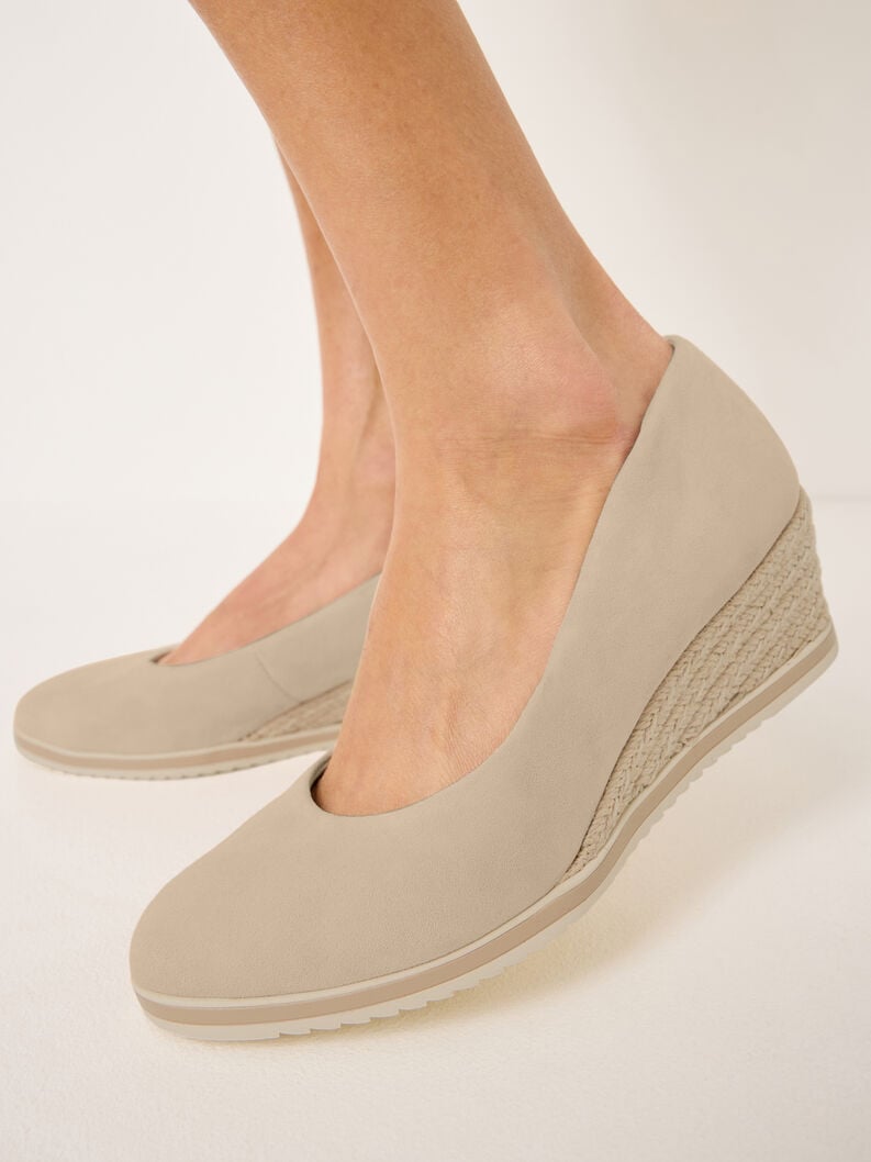 pelle wedge pompe - beige 1-22303-42-251 compra tamaris pompe online